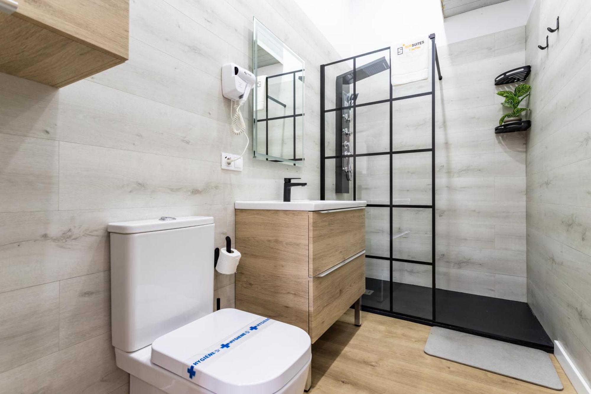 Sur Suites Estudio Industrial 2 Fuengirola Εξωτερικό φωτογραφία